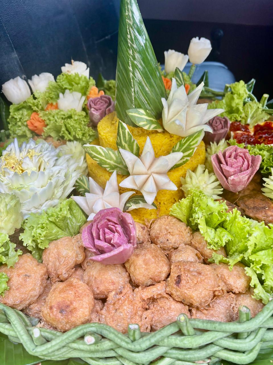 Nasi Tumpeng